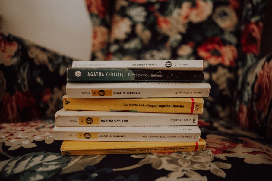 Книги Агата Кристи отредактированы «чувствительными» читателями | London Cult.