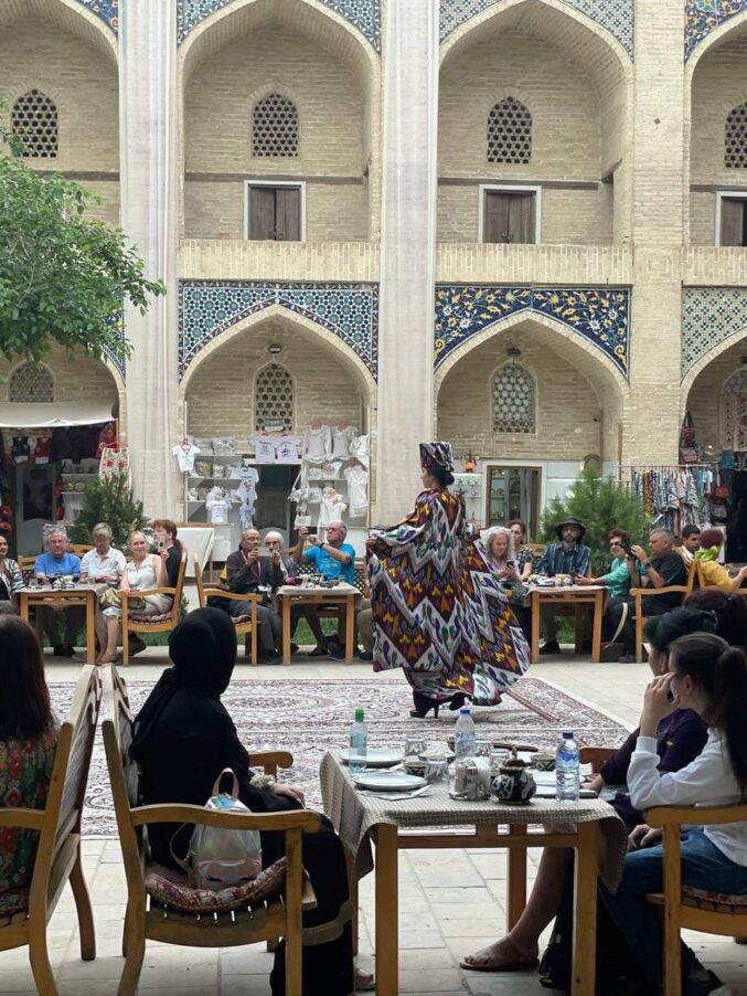 Фестиваль Узбекистана в Лондоне: новый Александр Великий, призванный завоевать сердца | London Cult.