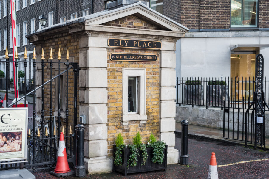 Ely Place: улица, независимая от Лондона | London Cult.