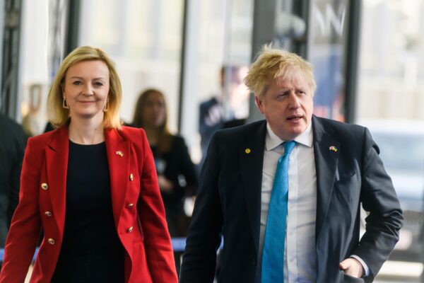 Более 3 миллионов фунтов – на выходные пособия министрам и советникам | London Cult.