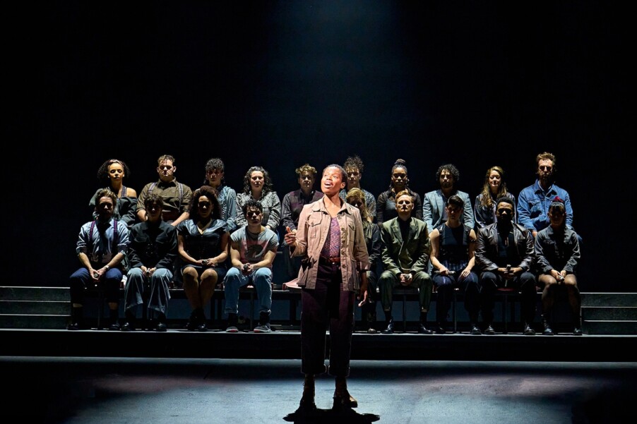 Стена не рухнет, никто не спасен: Just For One Day в театре Old Vic | London Cult.