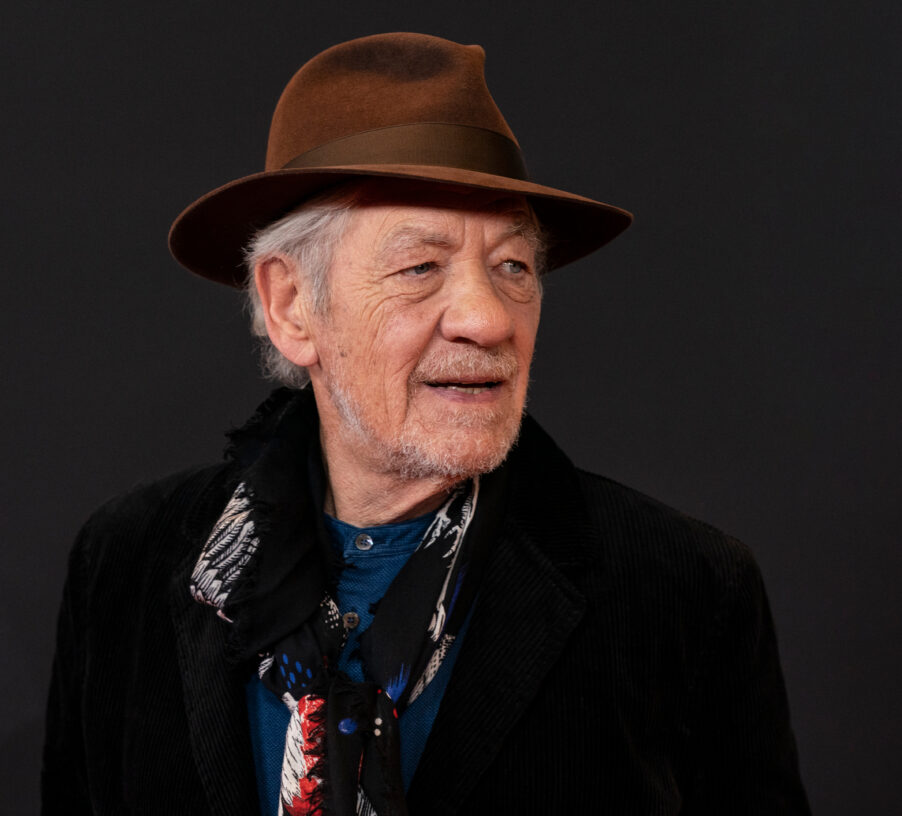 «Критик»: Иэн Маккеллен играет в печальной драме о мире искусства и жестокости | London Cult.