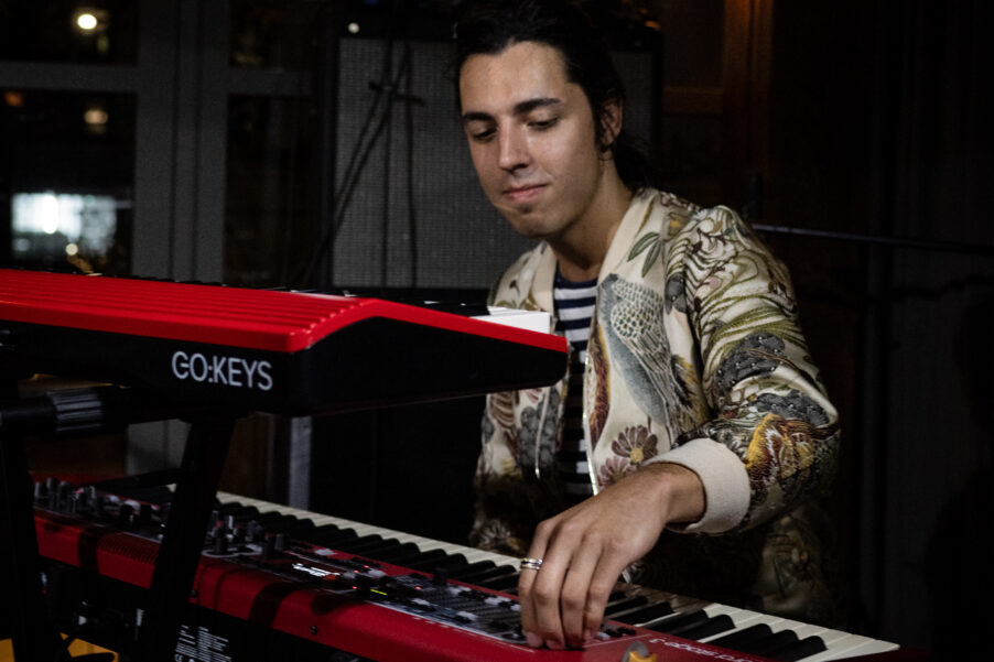 Daniel Kabakov performing in London