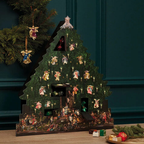 Angel Tree Wooden Advent Calendar / The Metropolitan Museum of Art, New York