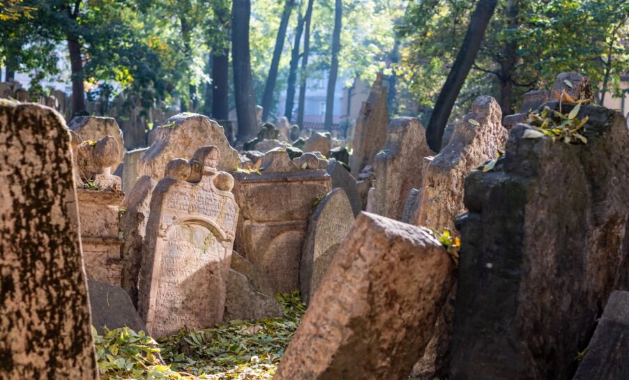 Еврейское кладбище Balls Pond Cemetery в Далстоне отреставрируют | London Cult.