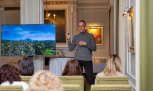 Панельная дискуссия юристов и презентация для инвесторов в Royal Automobile Club | London Cult.