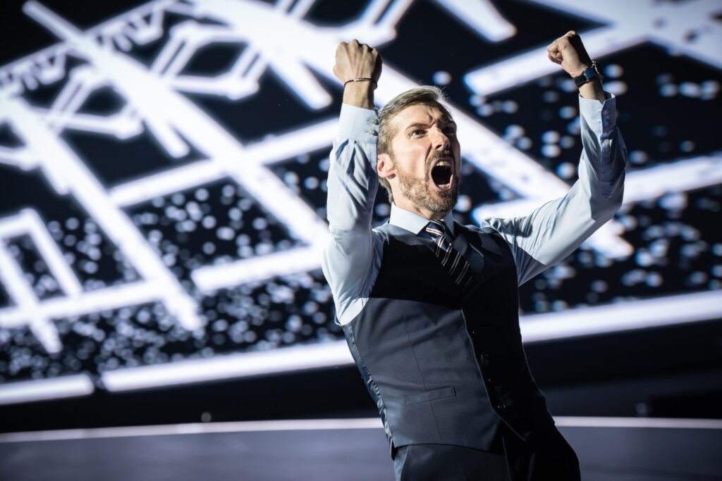 A Chivalric Romance with a Ball: Why the Dear England Duology at the National Theatre Matters Historically | London Cult.