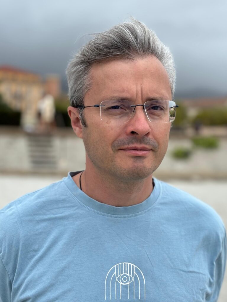 Историк-медиевист Олег Воскобойников о Папе Льве, «Страдариуме» и котах…  | London Cult.
