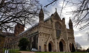 Путеводитель по средневековой английской музыке: St. Albans | London Cult.