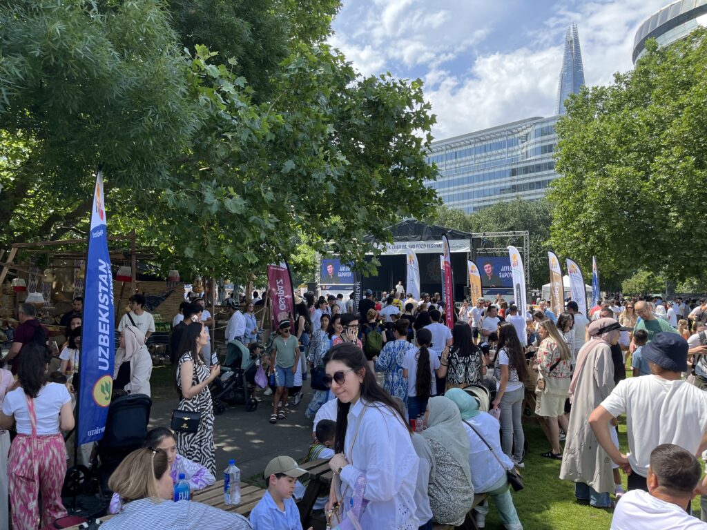 2,400 Kilos of Pilaf with a View of the Tower: The Uzbek Culture and Food Festival Returns to London | London Cult.