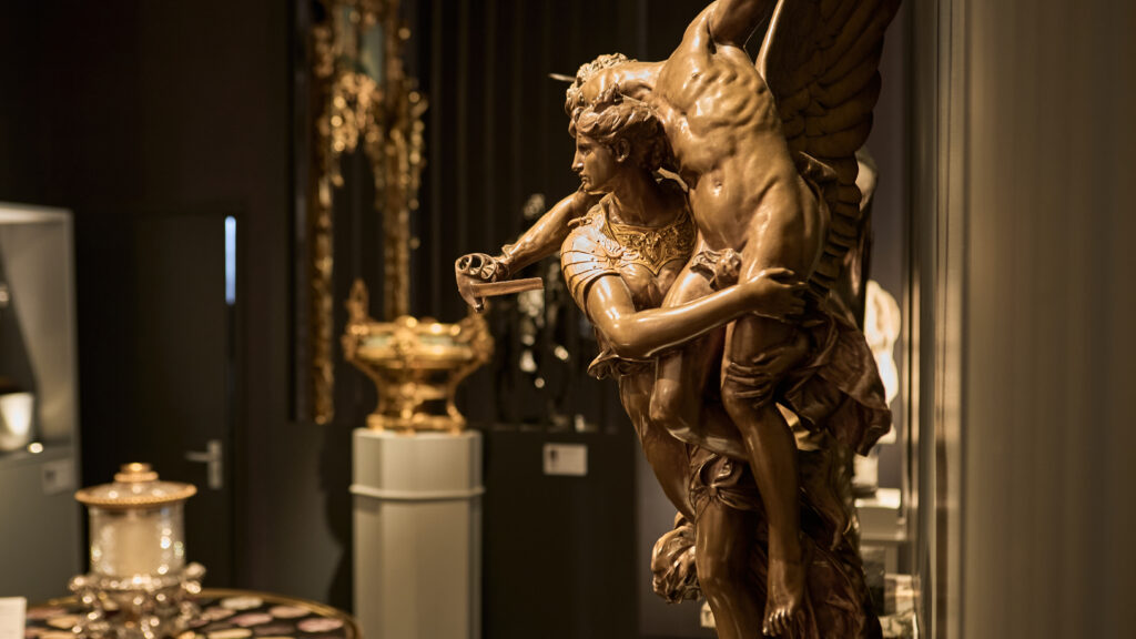 The Treasure Paradox: Treasure House Fair 2025 through the eyes of a flâneur in the age of interdisciplinarity | London Cult.