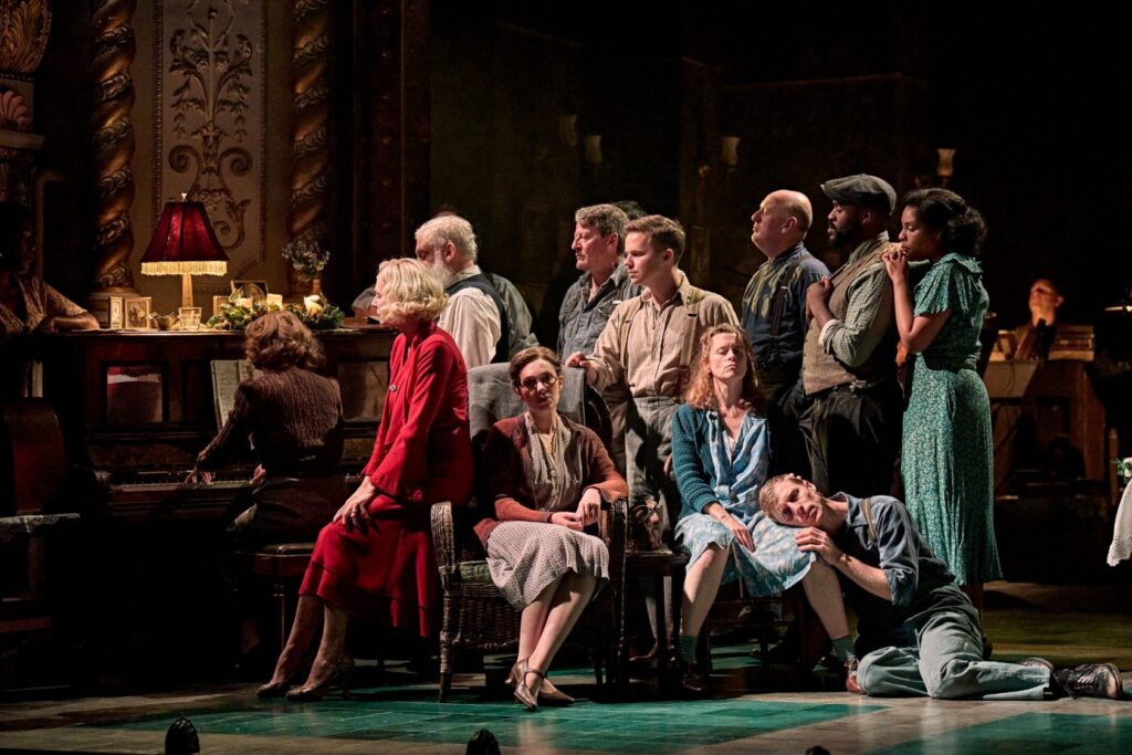 Сирена ледяного озера: возвращение мюзикла по песням Боба Дилана в Old Vic | London Cult.