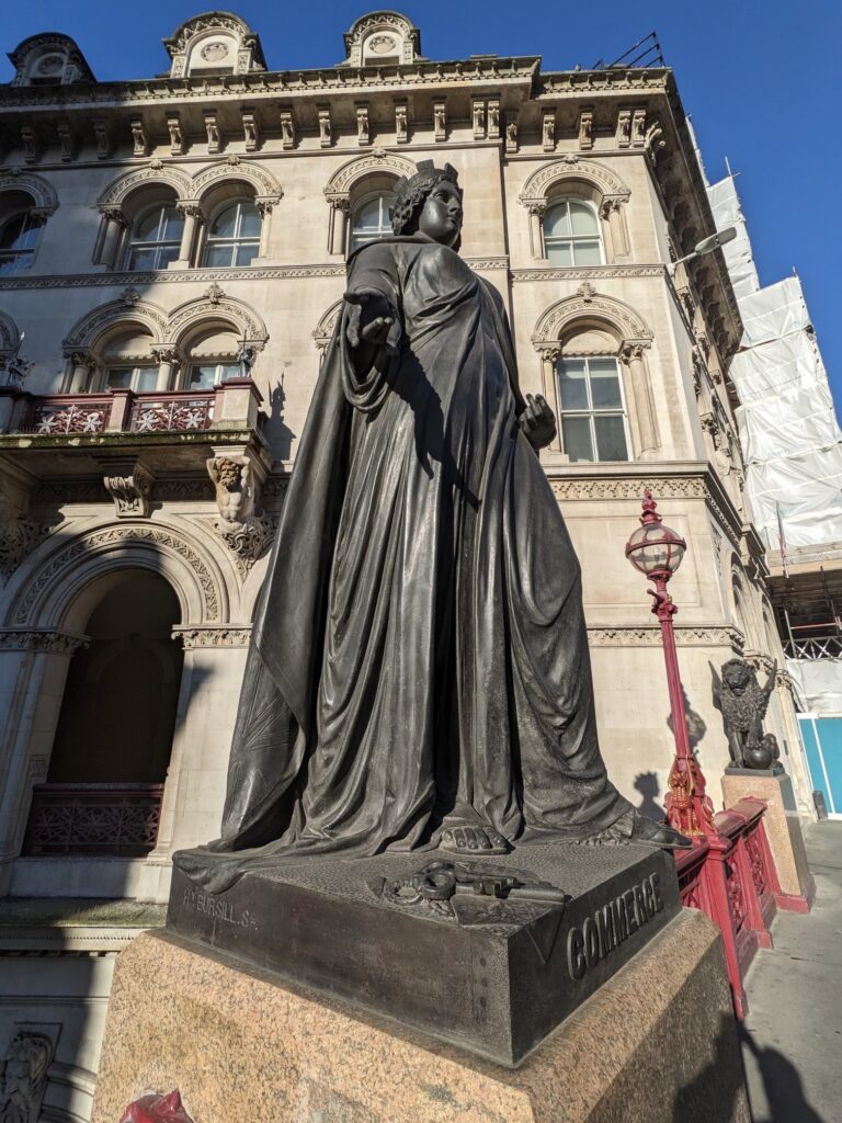 Битва на «красном мосту»: путешествие к Холборн-виадук | London Cult.