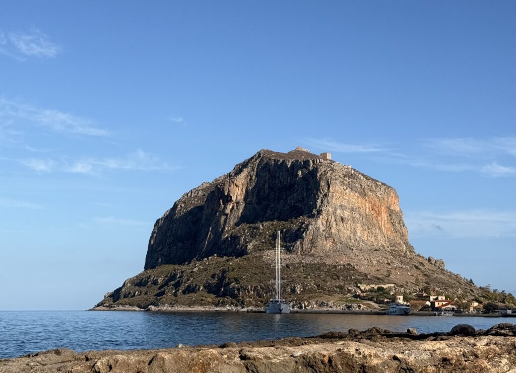 Как это бывает: страда сбора оливок в Пелопоннесе | London Cult.