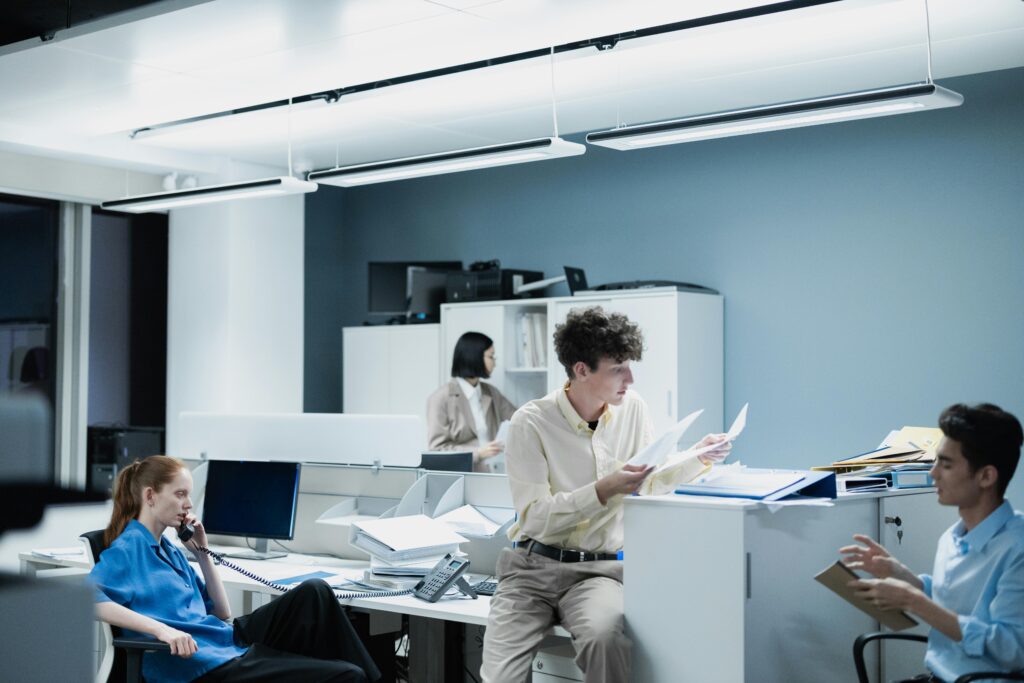 Как меняются правила на рынке труда для молодёжи? | London Cult.