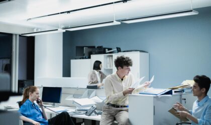 Как меняются правила на рынке труда для молодёжи? | London Cult.