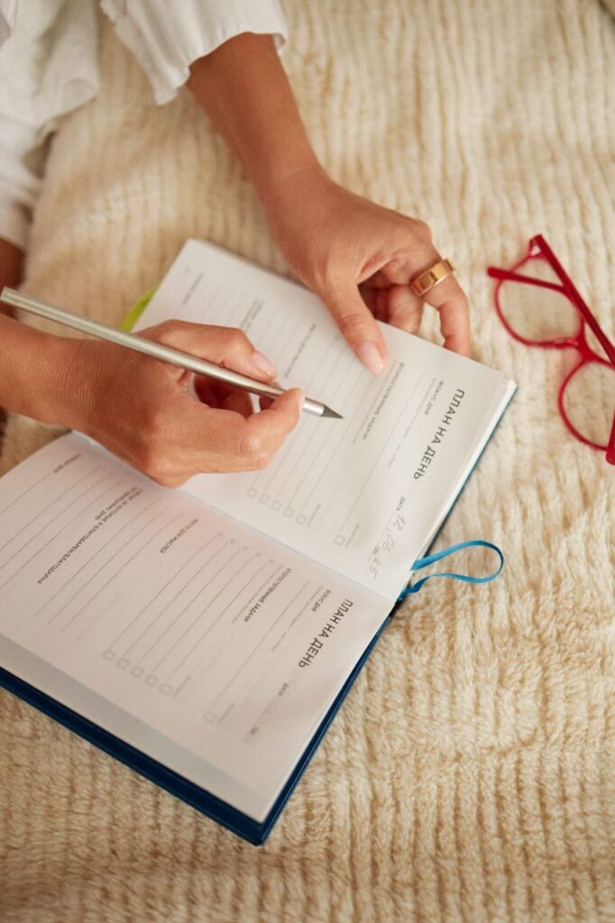 Хозяйка виллы, модель, клоун, коуч: тернистый путь одной благополучной жизни | London Cult.