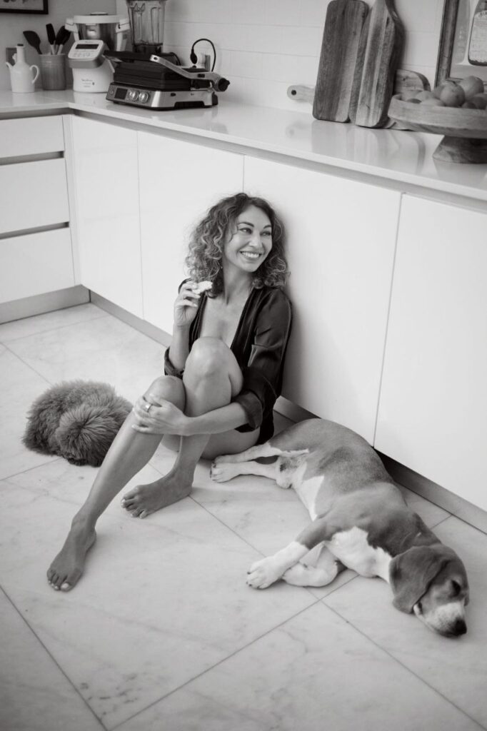 Хозяйка виллы, модель, клоун, коуч: тернистый путь одной благополучной жизни | London Cult.