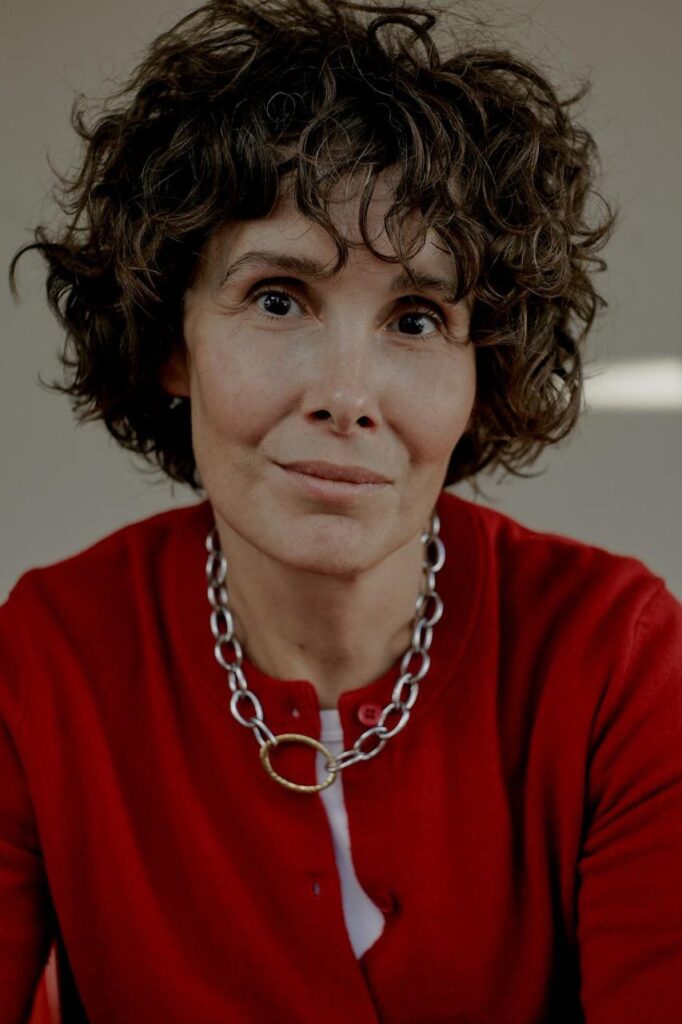 Галина Юзефович: «Разговоры о чтении — это такое утешительное пристанище» | London Cult.