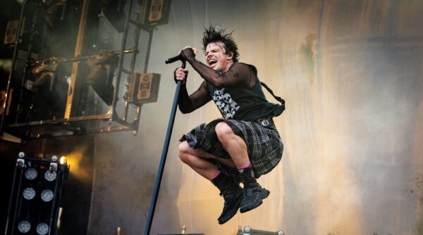 BludFest выходит на международный уровень: третий фестиваль Yungblud примет Чехия | London Cult.