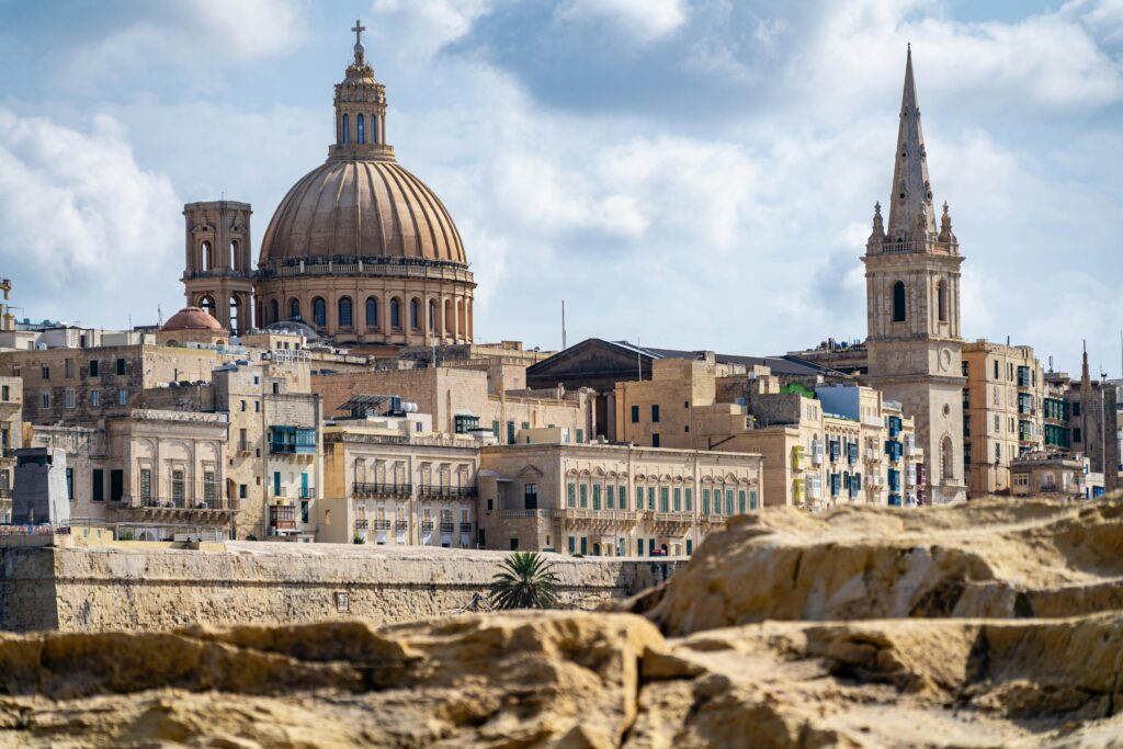 Альтернатива Дубаю: куда переехать экспатам и жить без налогов | London Cult.