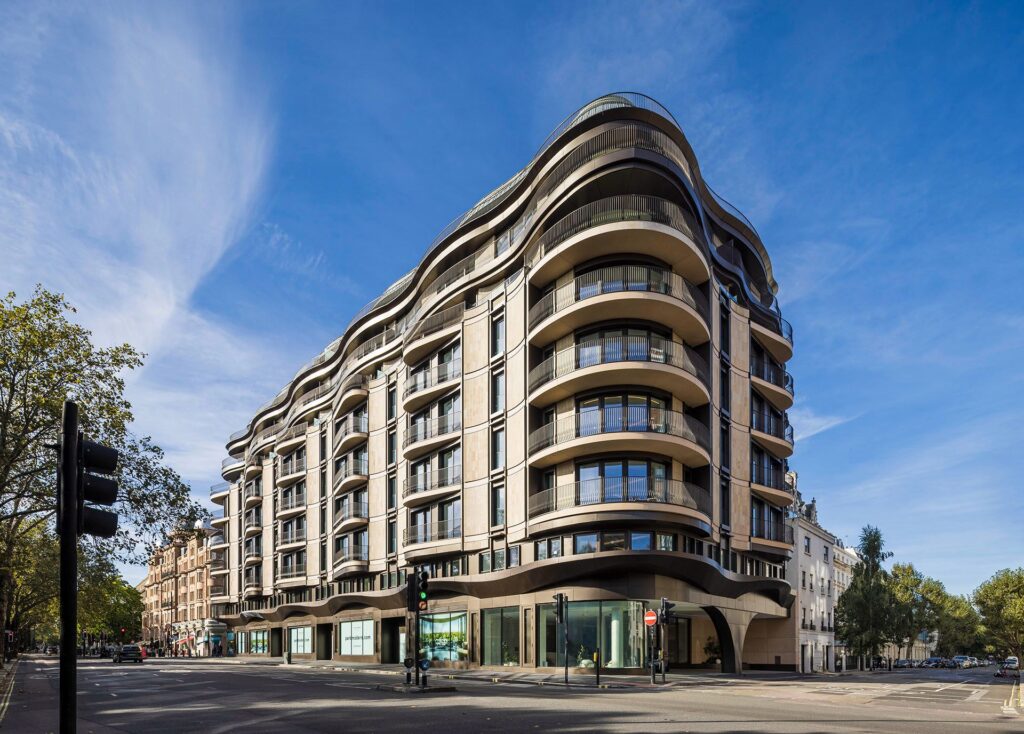 Living with a View of Hyde Park: Silicon Valley Meets Prime London | London Cult.