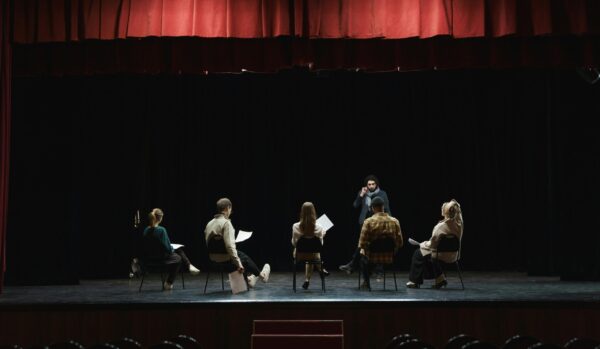 Уйти с Вест-Энда: театры Лондона в мае | London Cult.