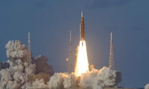 Старт миссии Artemis II: NASA отправило экипаж к Луне впервые за более чем 50 лет | London Cult.