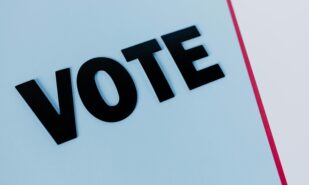 В Великобритании готовятся к местным выборам: что важно знать? | London Cult.