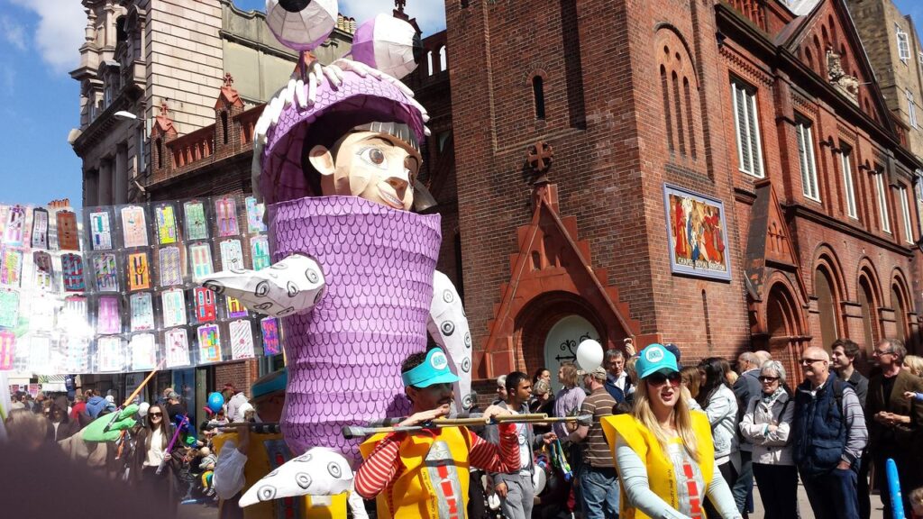 Brighton Festival: 60 лет искусства на краю моря | London Cult.