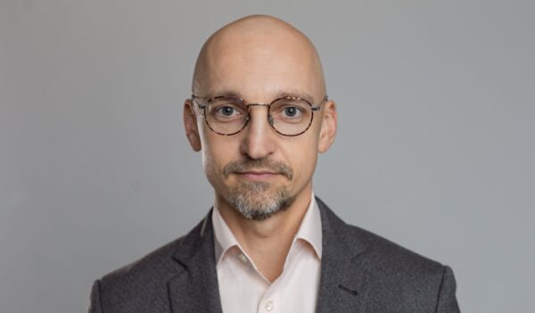 Эмиграция, депрессия, СДВГ: разговор с психиатром Александром Сапуновым | London Cult.