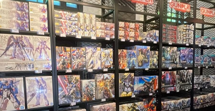Свобода — быть собой в истории: в Лондоне открылся первый магазин GundamBase | London Cult.