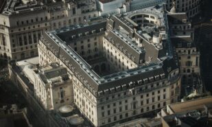 Банк Англии сохранил ставку на уровне 3,75% на фоне роста инфляции | London Cult.